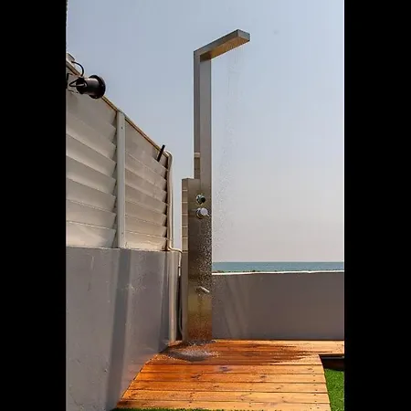 בית הארחה Perfect Seaside Escape With Privacy ! מזוטוס